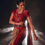 Rukmini Vijayakumar Instagram - “Reverence” , is a word I’ve been using a lot lately. It’s a word that appropriately describes the concept of ‘Bhakti’ in the #sanatana tradition. People often translate Bhakti as devotion, and perhaps it’s devotion, but it’s not devotion that’s weighed down by the blindness of love. It’s devotion that comes from knowledge that results in an overwhelming reverence for all of creation. I didn’t understand it like this earlier… but now that I do, I can’t see it any other way. Pictures from recent performances of ANUBHAVA with @aimforsevausa @ambisub @rohanrhythm Photo @dotredstudios #swamidayanandasaraswati #vedanta #bharatanatyam #bhakti #dancer #love #indiandance
