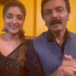 Rupali Bhosale Instagram - स्टार प्रवाह प्रस्तुत 'लोकसत्ता ९९९' या कार्यक्रमाद्वारे अनिरुद्ध आणि संजना येत आहेत नवरात्रोउत्सव साजरा करायला... 15 ऑक्टोबर रोजी संध्या. 4:00 वा. सर्वेश हॉल, डोंबिवली(पूर्व) येथे... #StarPravah. @manmakersmediaofficial @loksattalive