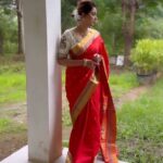 Rupali Bhosale Instagram - If you don’t know a thing never hesitate or feel ashamed to learn it ~ RuMi ~ . . . . . #LifeIsBeautiful #FeelLife #InstaGood #PositiveVibes #InstaReel #FeelItReelIt #Tuesday #TuesdayVibes #RupaliBhosle #RockingRupali #RupaliWinningHearts #KeepLoving #Sanjana #StarPravah #AaiKutheKayKarte 🧿