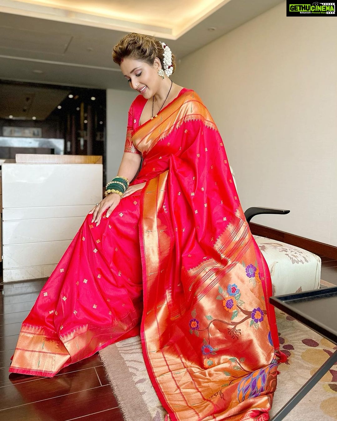 Rupali Bhosale Instagram - The only Lasting beasty is the Beauty of the Heart. ~ RuMi ~ Makeup @mhatresameer60 Hair @ruksar__99 Saree @gauri.ethnic . . . . . . . #LifeIsBeautiful #FeelLife #InstaGood #PositiveVibes #InstaPic #Thursday #ThursdayVibes #Ootd #Saree #RupaliXGauriEthnic #SareeLove #RupaliBhosle #RockingRupali #RupaliWinningHearts #KeepLoving #Sanjana #StarPravah #AaiKutheKayKarte 🧿