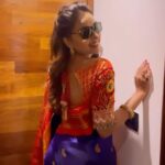 Rupali Bhosale Instagram - This song is Trending cute wala feeling this is ❤️ MUA @abolithattemuaofficial Saree and jewellery by @jizajewellerystudio . . . . . . #LifeIsBeautiful #FeelLife #FeelItReelIt #InstaGood #PositiveVibes #InstaVideo #Tuesday #TuesdayVibes #Ootd #Saree #SareeLove #RupaliBhosle #RockingRupali #RupaliWinningHearts #KeepLoving #Sanjana #StarPravah #AaiKutheKayKarte 🧿