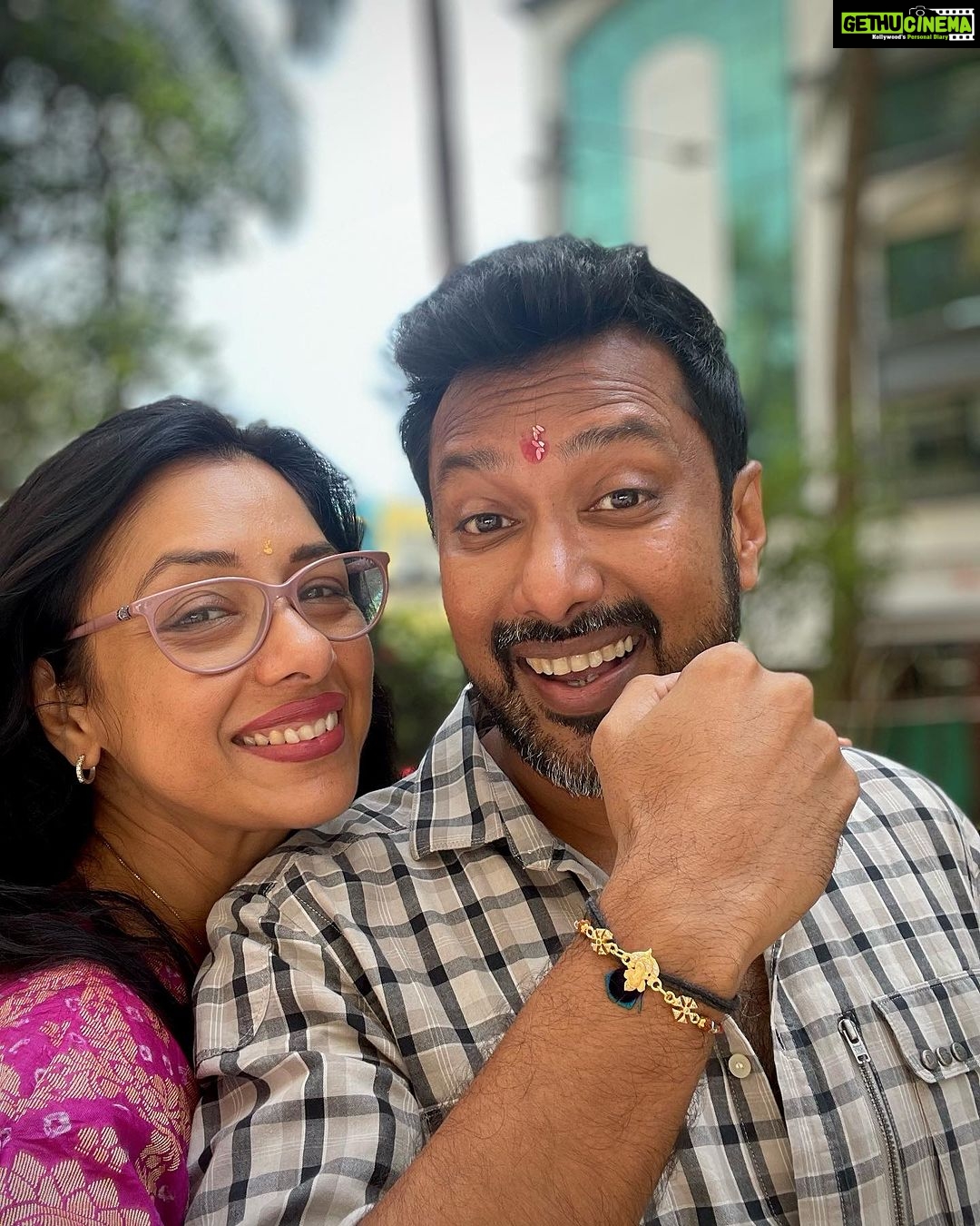 Rupali Ganguly Instagram - The one person who will stand by me always, no matter what! And vice versa! My biggest strength! 🤗🤗❤️🥰 Happy Raksha Bandhan! @rupaliganguly #love #siblings #strong #brothersister #gangulysiblings