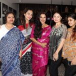 Rupali Ganguly Instagram - Met these beautiful ladies the other night..all our REAL life Anupama's who gave me so much love..so much warmth..so much happiness..it was a lovely experience meeting all you amazing women ..what you do for your homes and your family is commendable.. and sharing my journey with you'll has only made our connection an even more special one..thank you @shethepeopletv for organizing this wonderful opportunity.. THU THU THU ❤ #womenwelfare #shethepeople #jaimatadi #anupamaa #jaimahakal #rupaliganguly