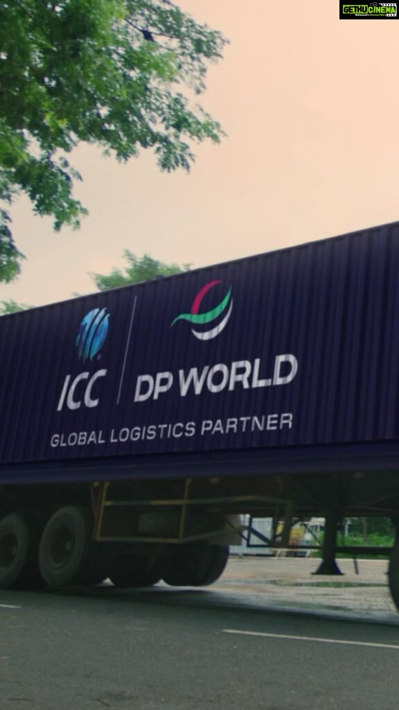 Sachin Tendulkar Instagram - We move Cricket, so that Cricket moves you.  Using our smart logistics to go beyond boundaries with the legendary @sachintendulkar and make the @cricketworldcup possible.  #SmartLogisticsBeyondBoundaries #DPWorldxICC #CWC23 #Partnership