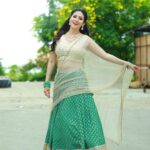 Sadha Instagram - 🌼🌼🌼 Stylist harinireddy Outfit @myriti Jewellery @kushalsfashionjewellery PC @ranjithpawan_photography #sadaa #picsoftheday