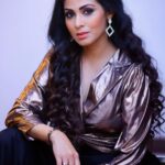 Sadha Instagram - 🤎🤎🤎 #picsoftheday #sadaa