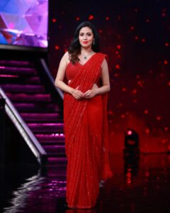 Sadha Instagram - Most loved look of the season! ❤️
From #neethoneydance .. Already missing this stage! 

Stylist @harinireddym 
Saree @samyakksarees 
Jewellery @kushalsfashionjewellery 
PC @ranjithpawan_photography 

#picsoftheday #sadaa
