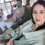 Sagarika Ghatge Instagram - Eid Mubarak!! Wishing everyone good health, peace, and success on this auspicious day.