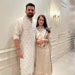 Sagarika Ghatge Instagram - Happy Diwali from us to you 🪔 #laxmipuja 📸 courtesy @parthiv9 😊