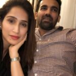 Sagarika Ghatge Instagram - To the best Man I know who I am lucky to cal mine. Happy Anniversary Zak. Love you so so much #gratefuleveryday🙏❤️❤️❤️❤️ @zaheer_khan34