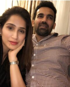 Sagarika Ghatge Instagram - To the best Man I know who I am lucky to cal mine.  Happy Anniversary Zak. Love you so so much #gratefuleveryday🙏❤️❤️❤️❤️ @zaheer_khan34