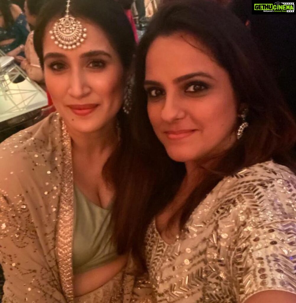 Sagarika Ghatge Instagram - Happiest birthday Rowe. Your kindness, Beauty ( inside out ) and the rock solid friendship that you offer never ceases to amaze me - thank you for everything you do. Have the most amazing year full of love laughter and lots of dancing tonight ❤️ @rowenabaweja 🍷❤️🎉🥳🤗