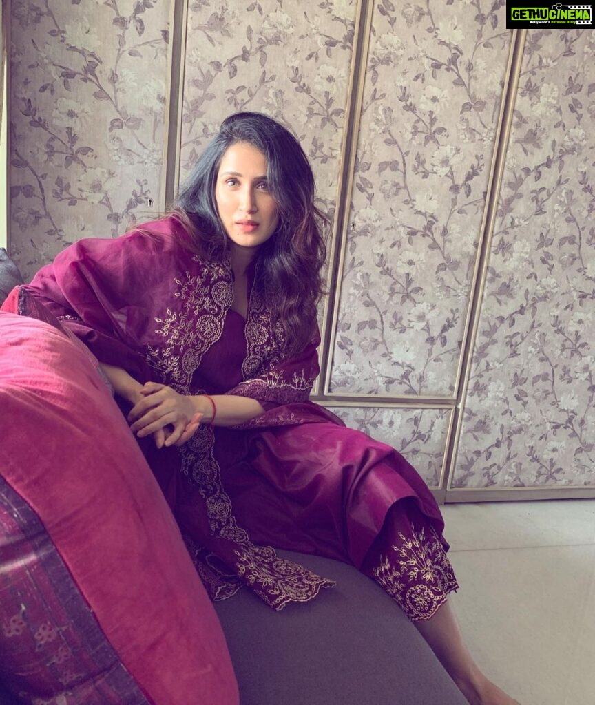 Sagarika Ghatge Instagram - 🥀