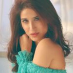 Sagarika Ghatge Instagram - #precovidmemories #2019 @sashajairam you are the best ❤️