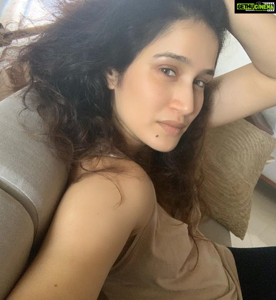 Sagarika Ghatge Instagram - Hello June !!! let’s see what we have in store this month ☔️ ☀️