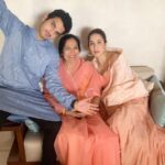 Sagarika Ghatge Instagram – Happy Mother’s Day . Love you ❤️