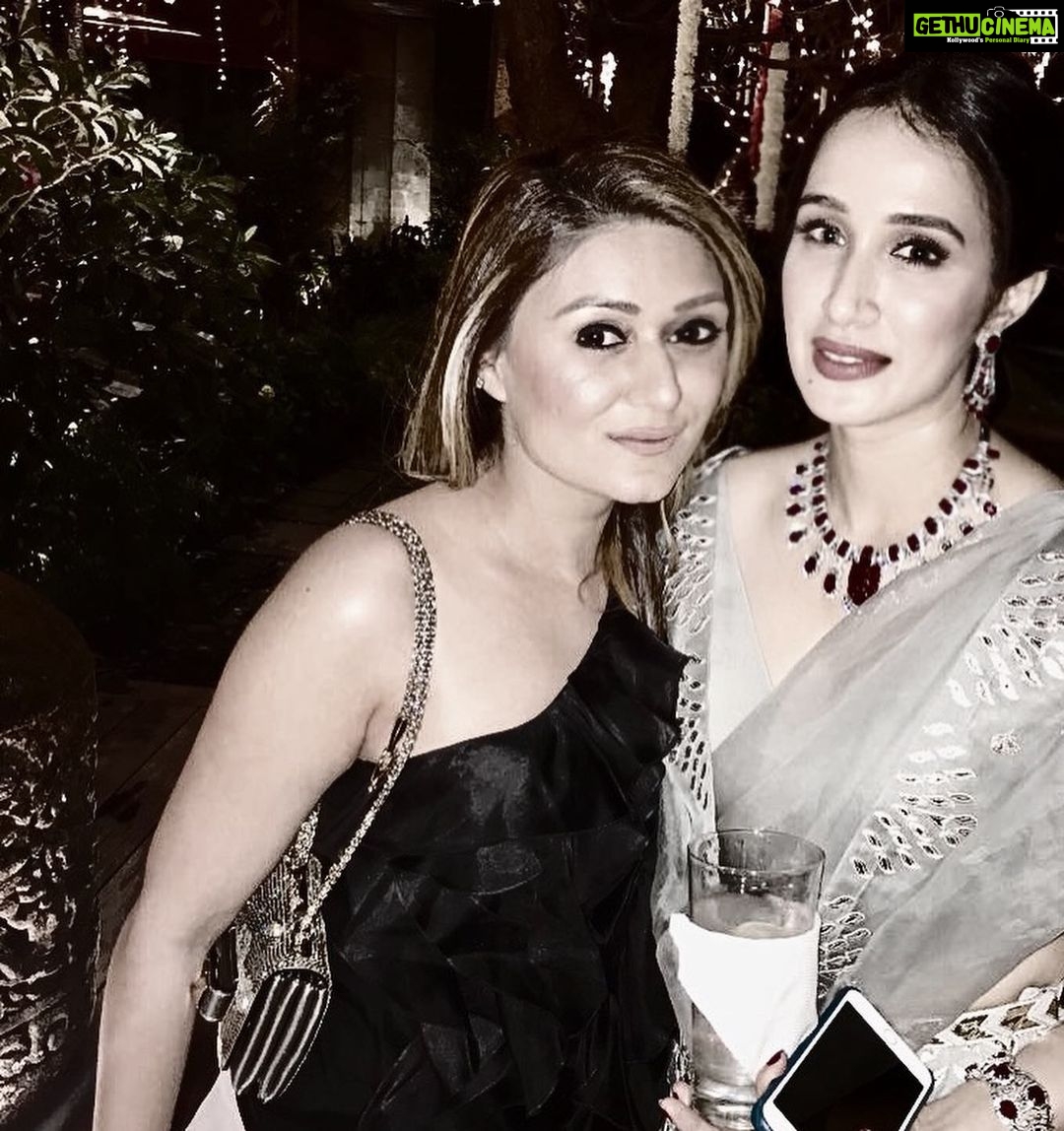 Sagarika Ghatge Instagram - Happy happy birthday Chotts - love you . Have the most amazing day . Can’t wait to be reunited ❤️ @amritakak