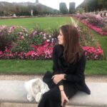Sagarika Ghatge Instagram - Daydreaming and reminiscing the fondest memories ✨