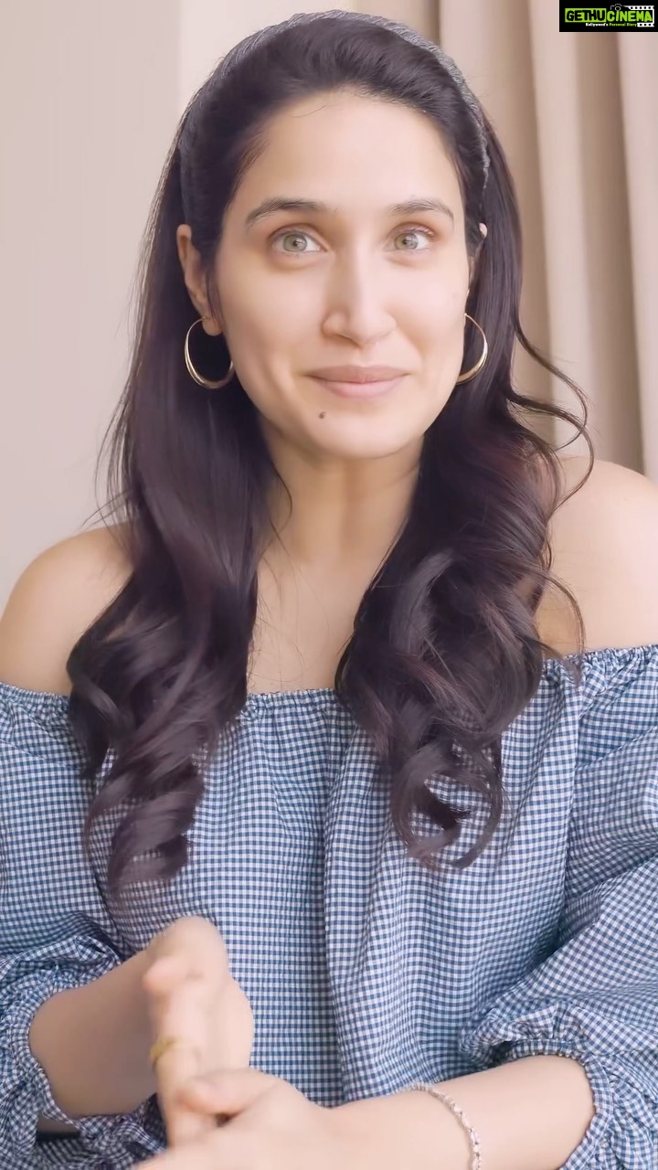 Sagarika Ghatge Instagram - My everyday Skin Saviours: Serum, Under eye cream, Moisturize, Sunscreen ✨☀️⭐️
