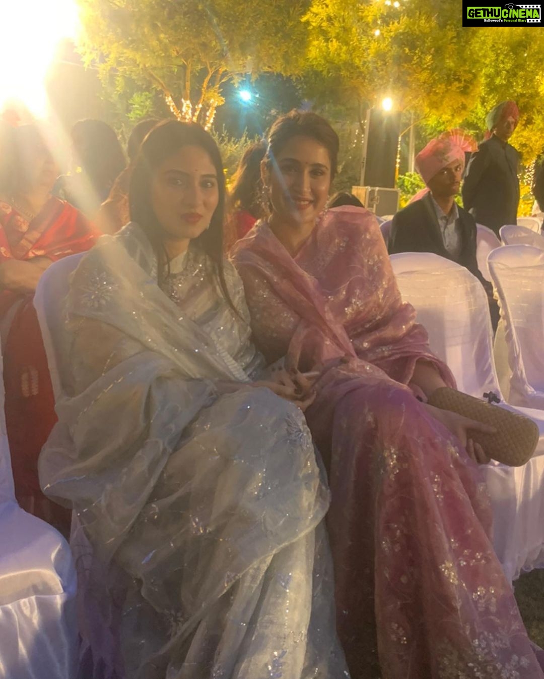 Sagarika Ghatge Instagram - Wedding day !!! Welcome to the family Shreya 🤗 Kolhapur