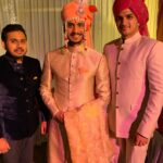 Sagarika Ghatge Instagram - Virendra’s wedding begins !! Kolhapur