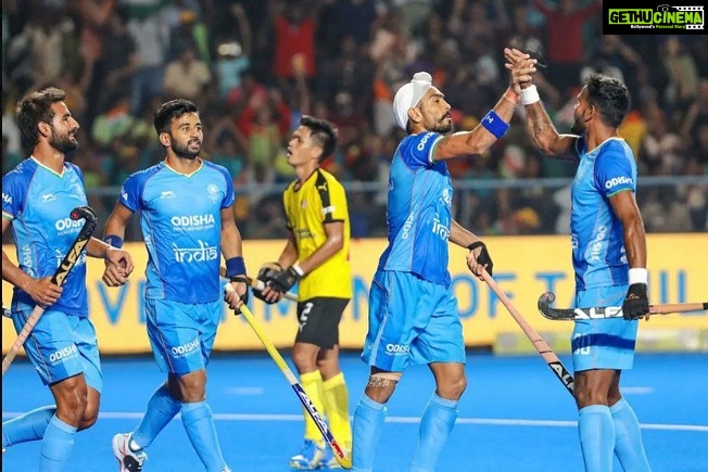 Sagarika Ghatge Instagram - Thrilled to witness the Indian men's hockey team's triumphant victory at the Asia Cup! Congratulations on this incredible win 🏆 🇮🇳 #hockeyindia @hockeyindia