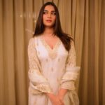 Saiee Manjrekar Instagram - ✨ Styled by @vidyulaa Outfit by- @theroyaleum @vblitzcommunications Jewellery by- @houseofjskjewels Shot by- @03_tarun