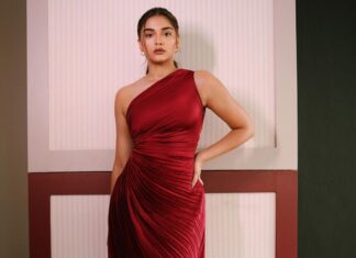 Saiee Manjrekar Instagram - 🌶️🌶️🌶️ Outfit @kostume_county @gateway.pr Jewels @misho_designs Stylist @shreejarajgopal Makeup @niyati_kothari Hair @shilpa_bhapkar 📸 @shootwithshakir