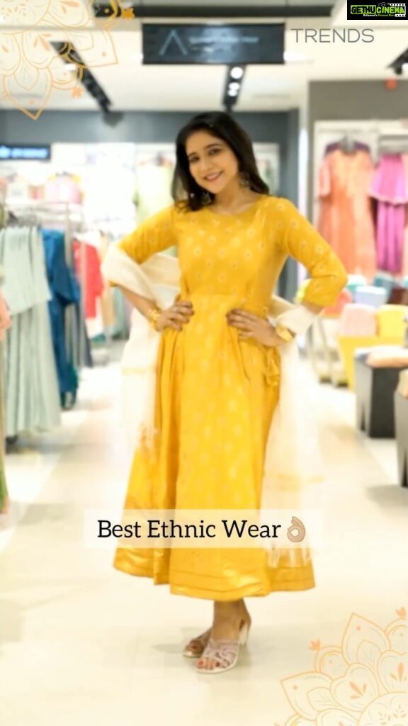 Sakshi Agarwal Instagram - Deepavali celebrations call for a wardrobe upgrade, and Trends is here to help you shine! Explore the extensive collection of festive outfits, from chic contemporary styles to elegant ethnic wear, find everything festive at one place. Also, Trends is running cool offers: Spend ₹3999 or more and receive a fantastic gift for ₹249, plus enjoy coupons worth ₹2000 free! Lastly, which of my outfits did you like the most? Tell me in the comments. #Trends #FestiveOutfit #Deepavali #DiwaliOutfit #EthnicWear #IndianWear #festivefashion Reliance Trends