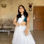 Sakshi Agarwal Instagram – Nalla kuthu adi🔥 chumma sunday fun🔥
.
@actorlawrence @iam__sjsuryah @dhee___ @musicsanthosh 
.
#feelitreelit #reelsinstagram #nallakuthu #sakshiagarwal #thinkmusic #dancereels #trendingreels #jigarthandadoublex Chennai, India