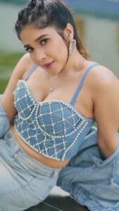 Sakshi Agarwal Instagram - Back to strangers⭐️⭐️ . #instagramreels #reelsinstagram #trending #foryou #denimskirt #denimlook #denimstyle #sakshiagarwal #strangers #trendingreels #braidedhairstyles . Wardrobe: my own✨💕 Hmua: @murugeshmakeup_hair @krush_makeup_artistry Pic: @sathyaphotography3 Styling : @soigne_official_ @ecrgroupofhotelandresorts @jonnyjd5 Chennai, India