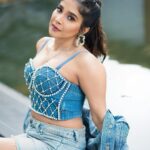 Sakshi Agarwal Instagram - Delete that old version of me in your head…………. it has expired😜 . #sakshiagarwal #denimjacket #denimstyle #braidstyles #loveforfashion #lovefordenim❤️ #instamood #kollywood . @murugeshmakeup_hair @sathyaphotography3 @soigne_official_ @ecrgroupofhotelandresorts @jonnyjd5 @krush_makeup_artistry Chennai, India