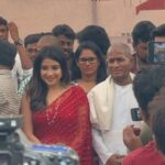 Sakshi Agarwal Instagram - #Saara begins its journey with blessings from the Maestro #illiyaraja sir. . A heroine centric film ❤️ battling between love and true friendship. Yet another action packed🔥 . Shooting begins in full flow. . @iamsakshiagarwal #YogiBabu #Ilayaraja sir @Bharathiraja sir #KarthikRaja #RoboShankar @rajithkanna8 #Viswadreamworld @vijayvishwaofficial @sultha.raja786 . Thank you @samyakksarees @lakshana_priya_mua @jonnyjd5 Chennai, India