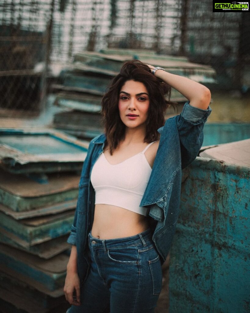 Sakshi Chaudhary Instagram - A few more of this 👗💁‍♀ #instagram #love #live #life #explorepage #explore #instagood #fashion #lifestyle #follow #like #photography #india #trend #instadaily #music #style #reels #foryou #likes #photooftheday #beautiful #smile #art #nature #insta #trendin