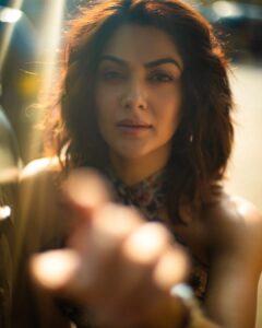 Sakshi Chaudhary Instagram - Somehow I love this first picture !! 
I am a Sucker for pictures which makes you feel and for some reason this one does!
@tusharmahajanofficial love it
@imsumansingh 😘

#instagram #love #live #life #explorepage #explore #instagood #fashion #lifestyle #follow  #like  #photography #india #trend #instadaily #music #style #reels #foryou #likes #photooftheday #beautiful #smile #art #nature #insta #trending #feelings #mood #moodygrams