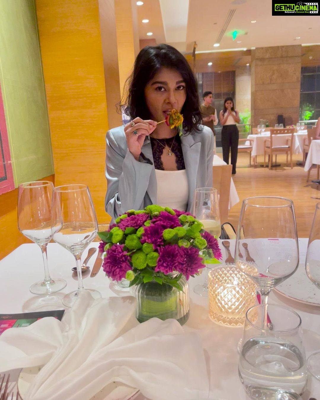 Sakshi Pradhan Instagram - Thankyou @grandhyattmumbai for inviting me over for Wine and Dine. 🍽️ @tuteconsult #Winedinner #wine #GrandHyattMumbai #SOMA #Groverwines!