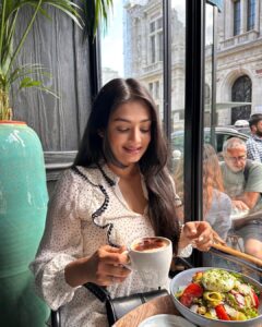 Samiksha Jaiswal Instagram - More amore, per favore 💕
