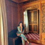 Samiksha Jaiswal Instagram - This beautiful houseboat was such an experience! From detailed interiors of the houseboat to the view of nigeen lake,it was all surreal. I should mention it took them 8 years to build this houseboat with such detailed wood work. Thank you for hosting me and my family MASCOT HOUSEBOAT. You were such a great host! I’ll be coming back!❤️ Outfit: @athenalifestyle.in Styling: @styling.your.soul Brandpr: @socialpinnaclepr #sringar #kashmir #houseboat #mascothouseboat #nigeenlake #travel #instagram