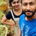 Samyukta Hornad Instagram - @samyuktahornad wanted more life arround and be as alive as she could be. So, @green__garage decided to bring her plants, butterflies, flowers, bees, life and much more 🌸 Don't we all need a space to learn, grow and feel alive? 😊 . . . . . #indoorplants #cortyard #terracegarden #lilypond #waterbody #fishpond #beforeafter #gardenmakeover #gardenmakeovers #bangaloregardeners #passionforgardening #trendingreels #trendingnow #reelitfeelit