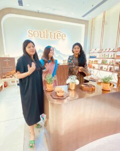 Samyukta Hornad Instagram - So happy to be @soultree.in’s soul-Mitra… it’s more than a brand, more than a lifestyle… #SoulTree was My ajji’s go to brand. My ajji had sensitive skin so we needed to find make up that wouldn’t cause her any allergies, and also soothe any. We discovered SoulTree about four years ago, together. It just worked. I still have her make up kit with all her soultree products in them. 🌸 So maybe, it’s her… showing me the way… from up above. I’m so happy to be a part of the SoulTree family today :) thank you 🤍 Just like how we nourish our bodies with organic food, our skin deserves care with organic beauty products… detergents… and other sustainable essentials. Everything we could ever think of to stay healthy and happy nature has already created for us :) June hails Environment Day, a call to live sustainably, organically & mindfully. For me, it has always been the small things that contribute towards a much larger picture, and huge change. So, I choose brands such as SoulTree, that not only stand by the ethos of sustainability, but also follow through with action. From their solar & nature committed Soul Sanctums, made with biodegradable materials and reclaimed wood, to their organic and natural certified formulations, the brand stands for all things sustainable. #SoulTree #Soul #Mind #Body #Sustainability #Love #environment #Organic MUA: @madhurishetty_