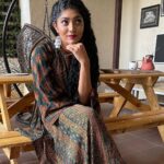 Samyukta Hornad Instagram – So happy to be @soultree.in’s soul-Mitra… it’s more than a brand, more than a lifestyle… #SoulTree was My ajji’s go to brand. My ajji had sensitive skin so we needed to find make up that wouldn’t cause her any allergies, and also soothe any. We discovered SoulTree about four years ago, together. It just worked. I still have her make up kit with all her soultree products in them. 🌸 So maybe, it’s her… showing me the way… from up above. I’m so happy to be a part of the SoulTree family today :) thank you 🤍 

Just like how we nourish our bodies with organic food, our skin deserves care with organic beauty products… detergents… and other sustainable essentials. Everything we could ever think of to stay healthy and happy nature has already created for us :) 

June hails Environment Day, a call to live sustainably, organically & mindfully. For me, it has always been the small things that contribute towards a much larger picture, and huge change. So, I choose brands such as SoulTree, that not only stand by the ethos of sustainability, but also follow through with action. From their solar & nature committed Soul Sanctums, made with biodegradable materials and reclaimed wood, to their organic and natural certified formulations, the brand stands for all things sustainable.

#SoulTree #Soul #Mind #Body #Sustainability #Love #environment #Organic 

MUA: @madhurishetty_
