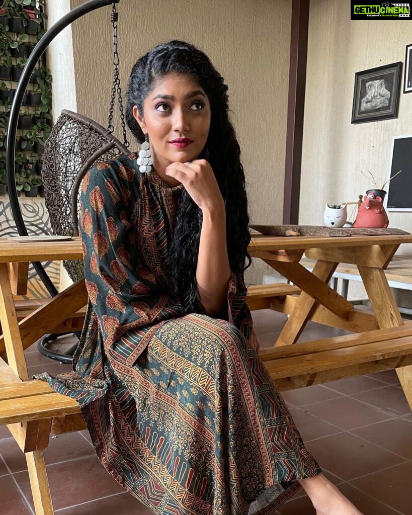 Samyukta Hornad Instagram - So happy to be @soultree.in’s soul-Mitra… it’s more than a brand, more than a lifestyle… #SoulTree was My ajji’s go to brand. My ajji had sensitive skin so we needed to find make up that wouldn’t cause her any allergies, and also soothe any. We discovered SoulTree about four years ago, together. It just worked. I still have her make up kit with all her soultree products in them. 🌸 So maybe, it’s her… showing me the way… from up above. I’m so happy to be a part of the SoulTree family today :) thank you 🤍 Just like how we nourish our bodies with organic food, our skin deserves care with organic beauty products… detergents… and other sustainable essentials. Everything we could ever think of to stay healthy and happy nature has already created for us :) June hails Environment Day, a call to live sustainably, organically & mindfully. For me, it has always been the small things that contribute towards a much larger picture, and huge change. So, I choose brands such as SoulTree, that not only stand by the ethos of sustainability, but also follow through with action. From their solar & nature committed Soul Sanctums, made with biodegradable materials and reclaimed wood, to their organic and natural certified formulations, the brand stands for all things sustainable. #SoulTree #Soul #Mind #Body #Sustainability #Love #environment #Organic MUA: @madhurishetty_