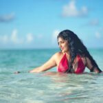 Samyukta Hornad Instagram - 🦑 🤍 @anupjkat ❣️ @avivaswimwear Maldives, Indian Ocean