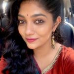 Samyukta Hornad Instagram - ಮೂಗುತಿs 👍🏽 or 👎🏽