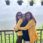 Sanaya Irani Instagram - From being babies to being 40 we have come a long way. Happy 40th baby @kinnikamat 🥳🥳🥳. Celebrating milestones and more ❤️❤️. #birthday #goodvibes #40