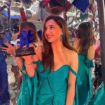 Sanaya Pithawalla Instagram - Your girl got another award home ♥️🏆 Thank you @exhibitmagazine for this !! Love you guys. Also majorly thanks to all my fans , friends and family who voted for me. Without you’ll I would never reach where I am today! 2 years , 3 awards and many more to come godwilling. Thank you so much again ♥️ To reaching greater heights by the year 🥂 Wearing the gorgeous @karishmaashita ♥️ P.s - got so many compliments for this beautiful outfit!