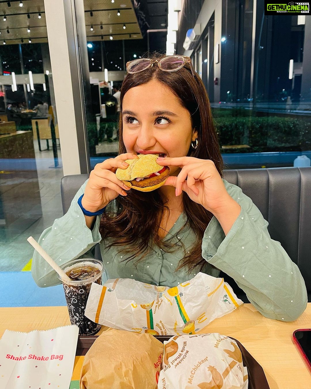 Sanaya Pithawalla Instagram - No you can’t sit with me because I don’t share my food 😛 Stepped out in my PJ’s to go have mc Donald’s at 3am last night at the new 24 hour mc Donald at the airport ♥️