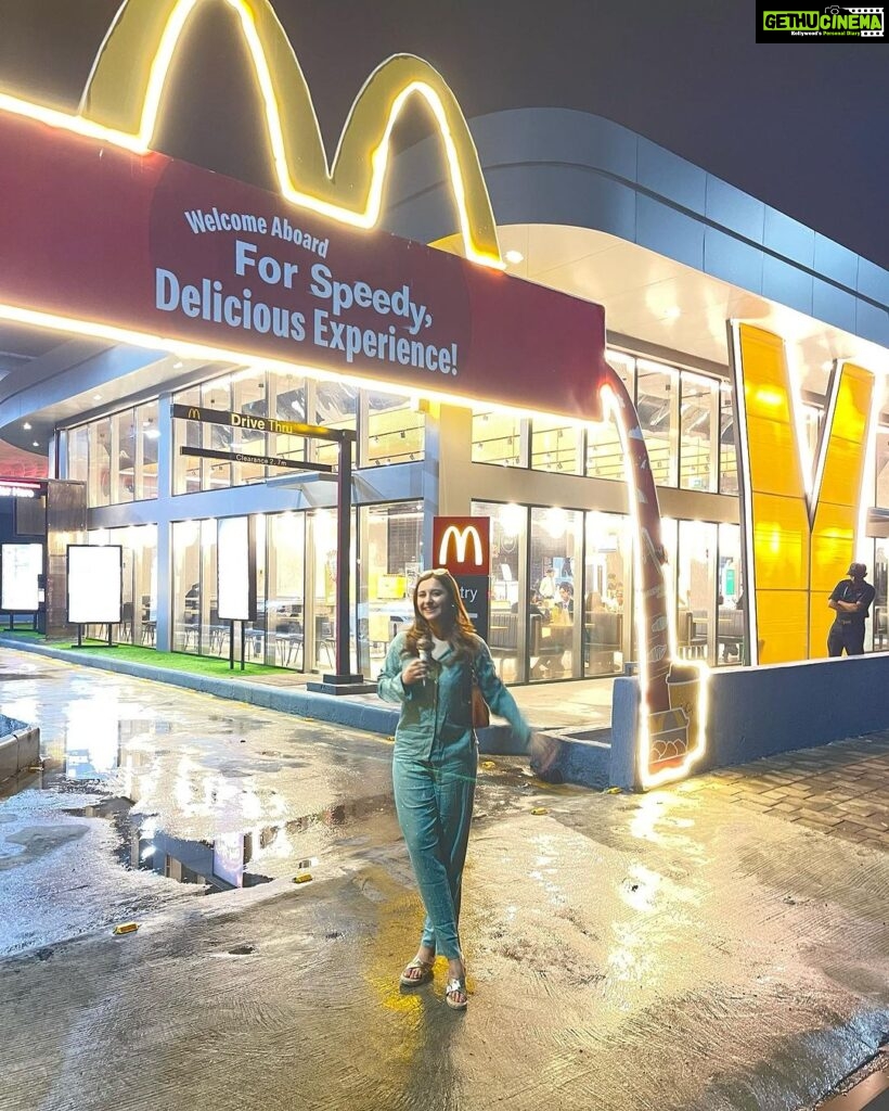 Sanaya Pithawalla Instagram - No you can’t sit with me because I don’t share my food 😛 Stepped out in my PJ’s to go have mc Donald’s at 3am last night at the new 24 hour mc Donald at the airport ♥️