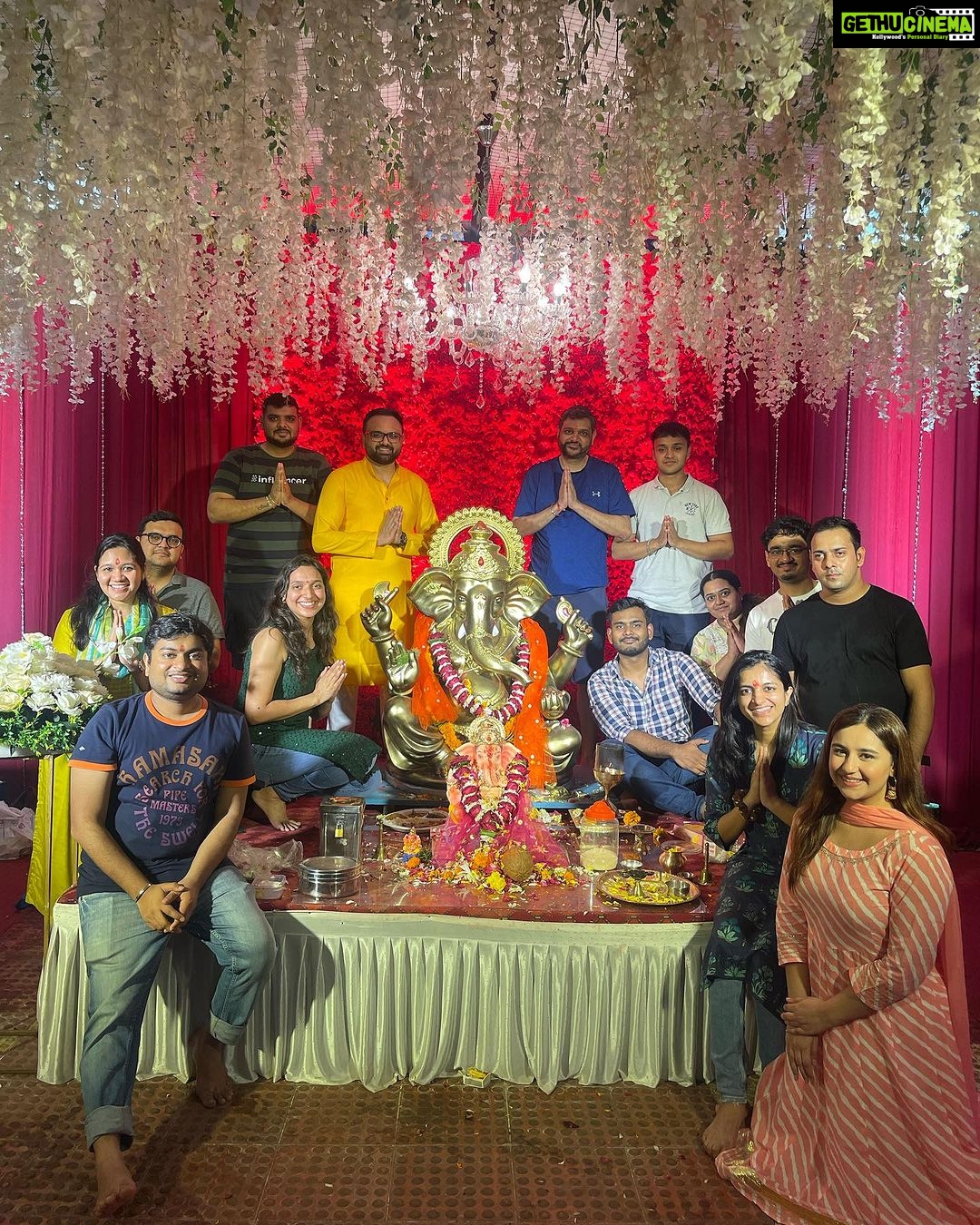 Sanaya Pithawalla Instagram - Visarjan day 🙏♥️ #ganpati2023 #runwalcentrecharaja #ganpatibappamoryapudhchyavarshilavkrya Chembur
