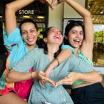 Sanchana Natarajan Instagram - Each slide represents various levels of our friendship in a singular meeting . . #mygirls Bread and Chocolate
